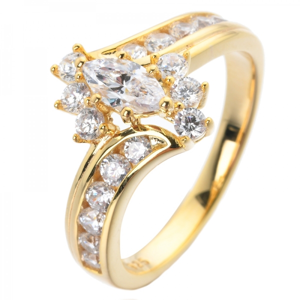 18K Yellow White Round and marquise cz Diamond Cluster Ring 