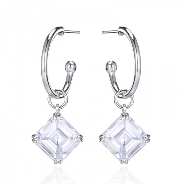 Wholesale Elegant Women Dangle Silver Earring in White Cubic Gemstone 