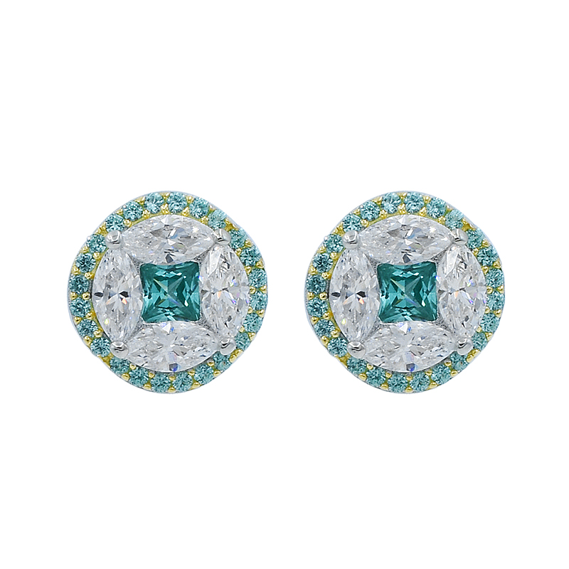 stud earrings in round shape