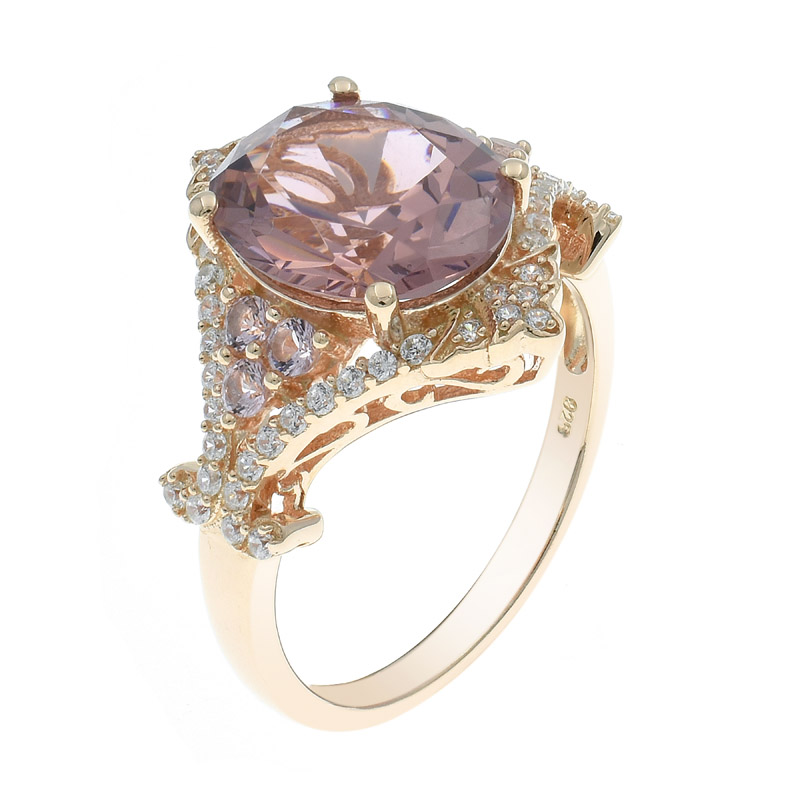 Graceful Women Ring With Morganite Nano 