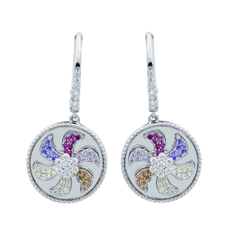 ladies spinning earrings