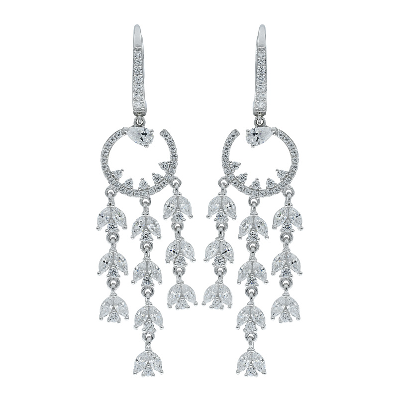 Women Elegant Chandelier Earrings