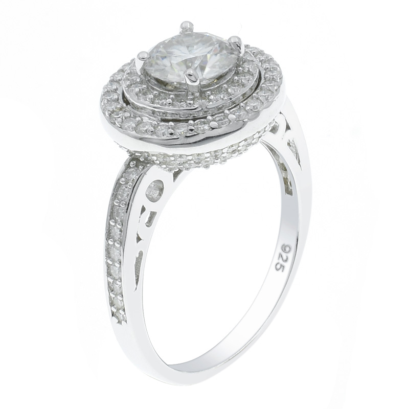 Women Gleaming Fashion Ring