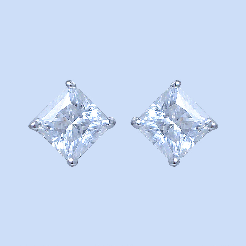Solitaire Diamond Stud Earrings