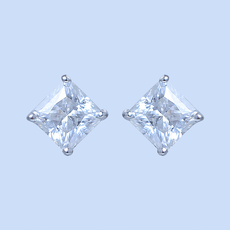 Solitaire Diamond Stud Earrings