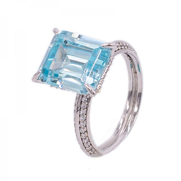 925 Sterling Silver Ring with Brilliant Emerald Cut Aqua CZ 