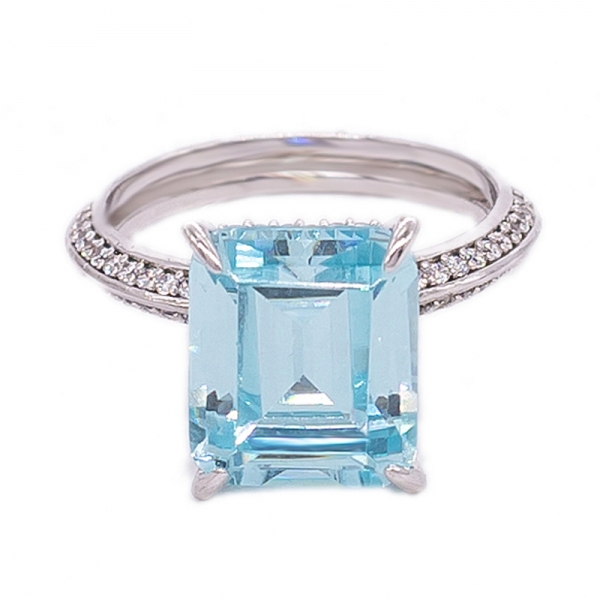 925 Sterling Silver Ring with Brilliant Emerald Cut Aqua CZ 