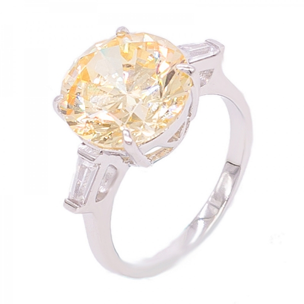 Classic Silver Engagement Ring With Round Diamond Yellow Color Stones 