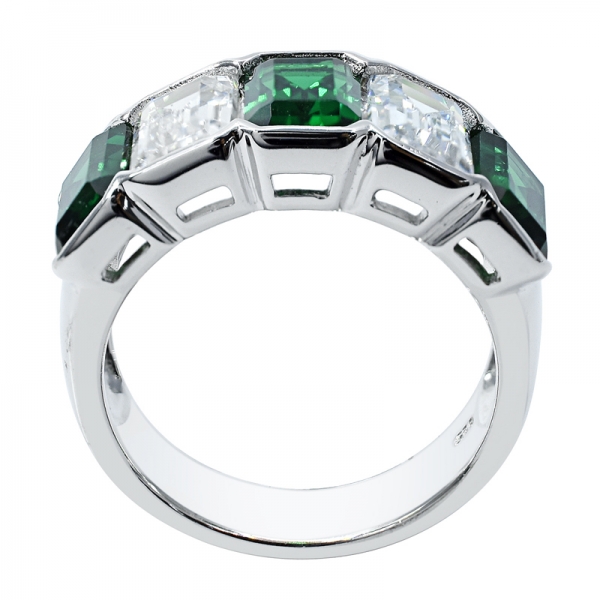 925 Ring With Baguette Shape Emerald Cut CZ 