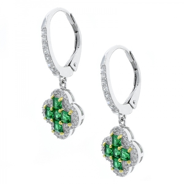 Graceful Ladies Four Leaf Clover Earrings 