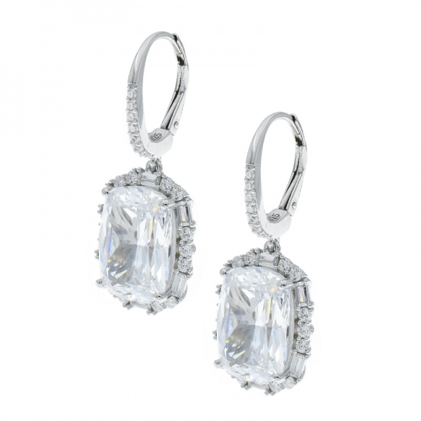 925 Sterling Silver Glittering White CZ Earrings 