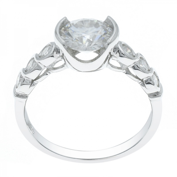 925 Sterling Silver Enchanting White CZ Ring 