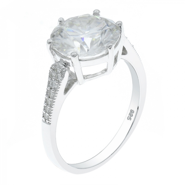 925 Silver Vintage Ladies Ring With White CZ 