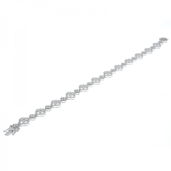 Unique Silver Alternating Open Clover Bracelet With White CZ 