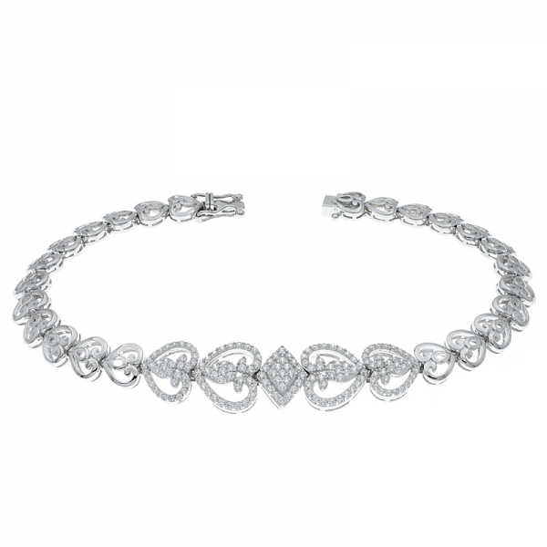 925 Silver Winsome Heart Shape Bracelet With Clear Stones 