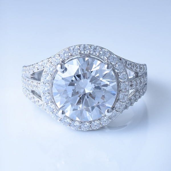 925 Sterling Silver Stylish Ring With White CZ/Tanzanite CZ 