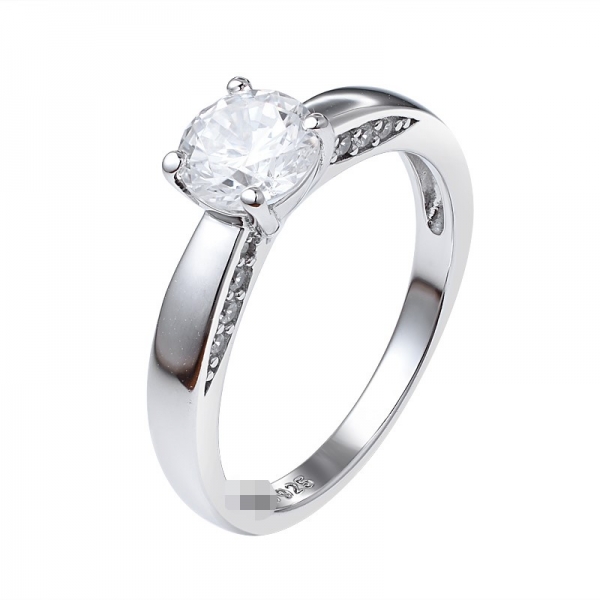wholesale 0.8ct round moissanite diamond band ring 
