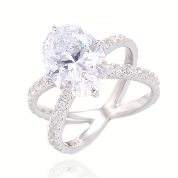 Oval Shape Diamond Yellow And Ruond White Cubic Zircon Silver Ring With Gold Plating 